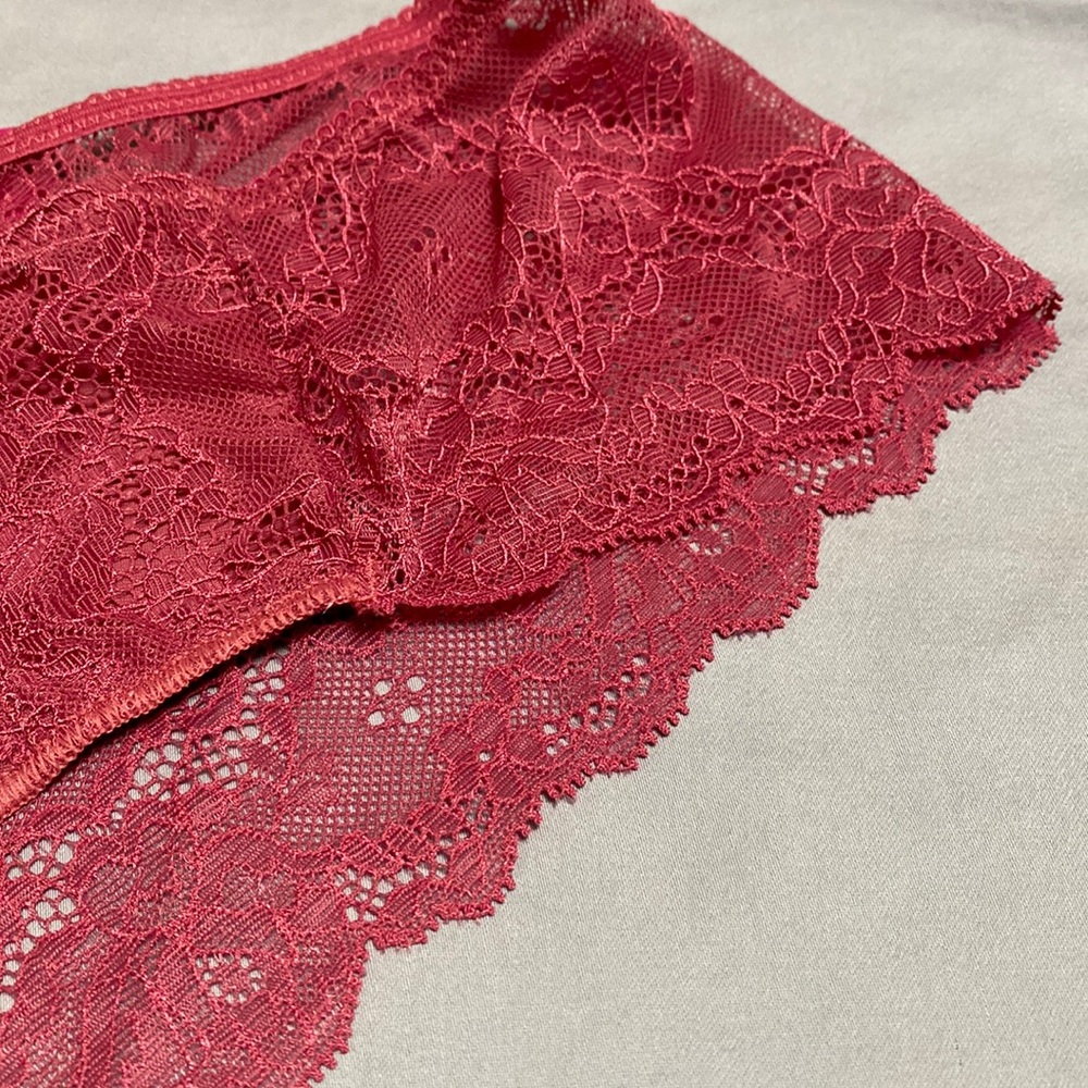 Panties - Picture 4 of 11